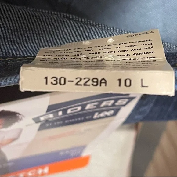 RIDERS by Lee 10 L NWT Misses Stretch Mid-Rise Straight Leg Eased Fit Seat/Thigh - Picture 11 of 12